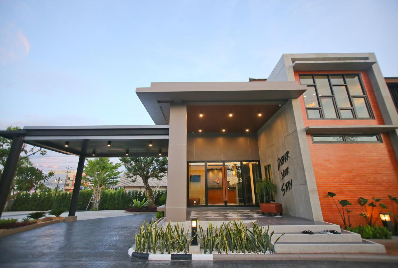 Bunprasop Garden Hotel Nakhon Si Thammarat Exteriör bild
