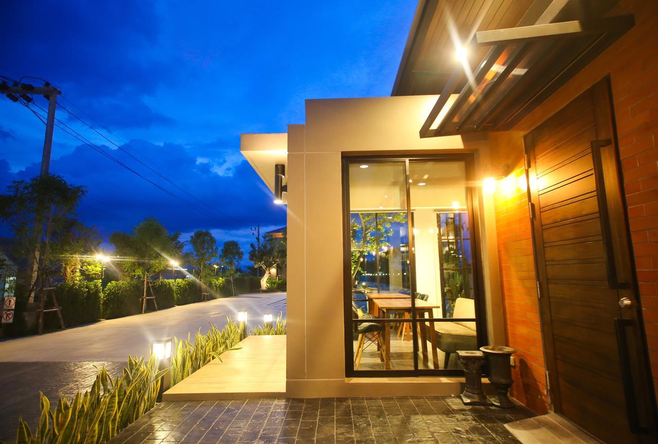 Bunprasop Garden Hotel Nakhon Si Thammarat Exteriör bild